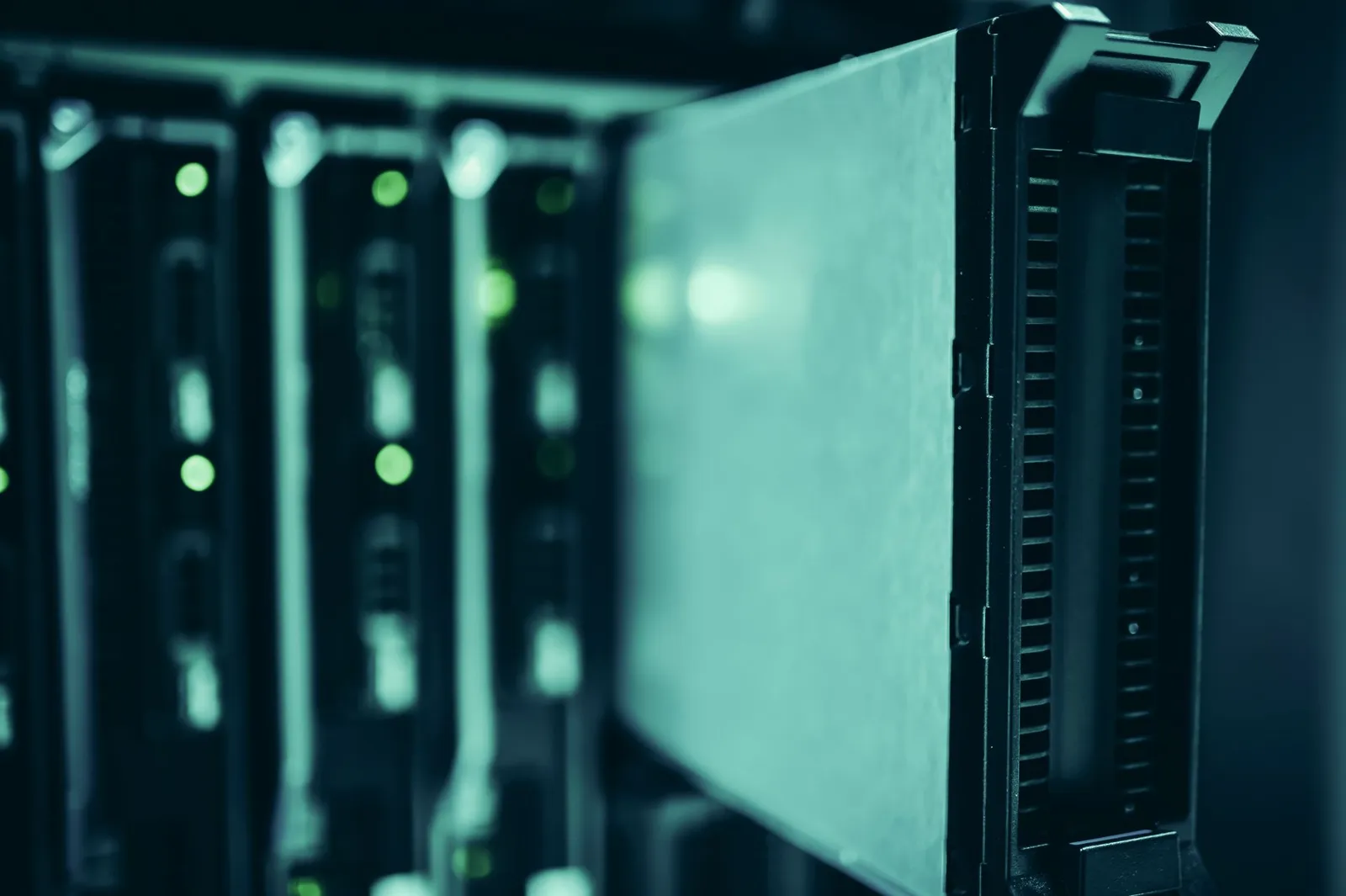 Cisco: aktywne ataki na bramki pocztowe. Luka pozwala wykonywać polecenia jako root